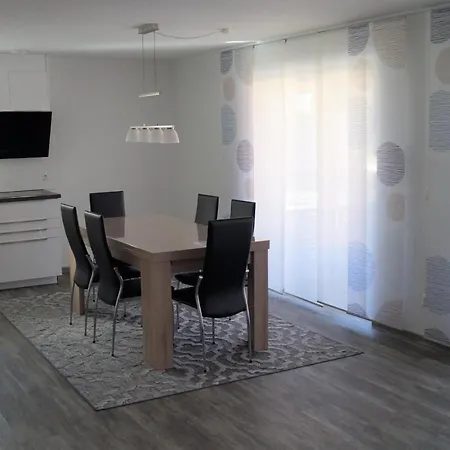 Flat11 4-zi Messe Karlsruhe Apartman